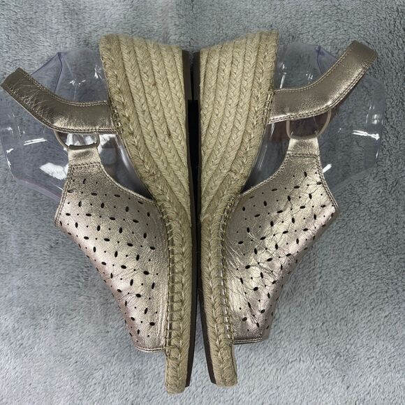 Clarks Artisan Sandal Wedges Women's 11 Metallic Gold Strap Woven Heel Petrina - Picture 8 of 12
